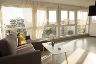 Sea View Flat · City Center — photo 4