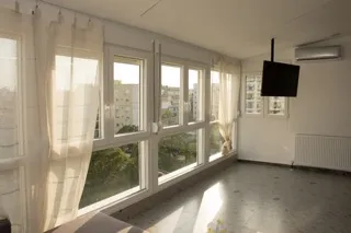 Sea View Flat · City Center — photo 5
