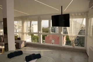 Sea View Flat · City Center — photo 9